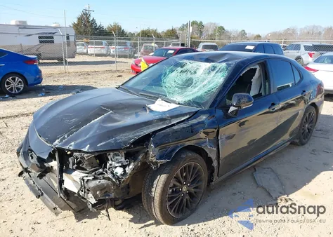 2022 Toyota Camry Se Nightshade Edition z USA, uszkodzony, nr VIN 4T1T11AK8NU008553